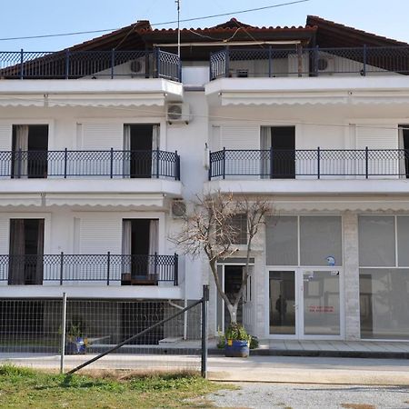 Apartments Stavroula Ηospitality Vrasná Cameră foto