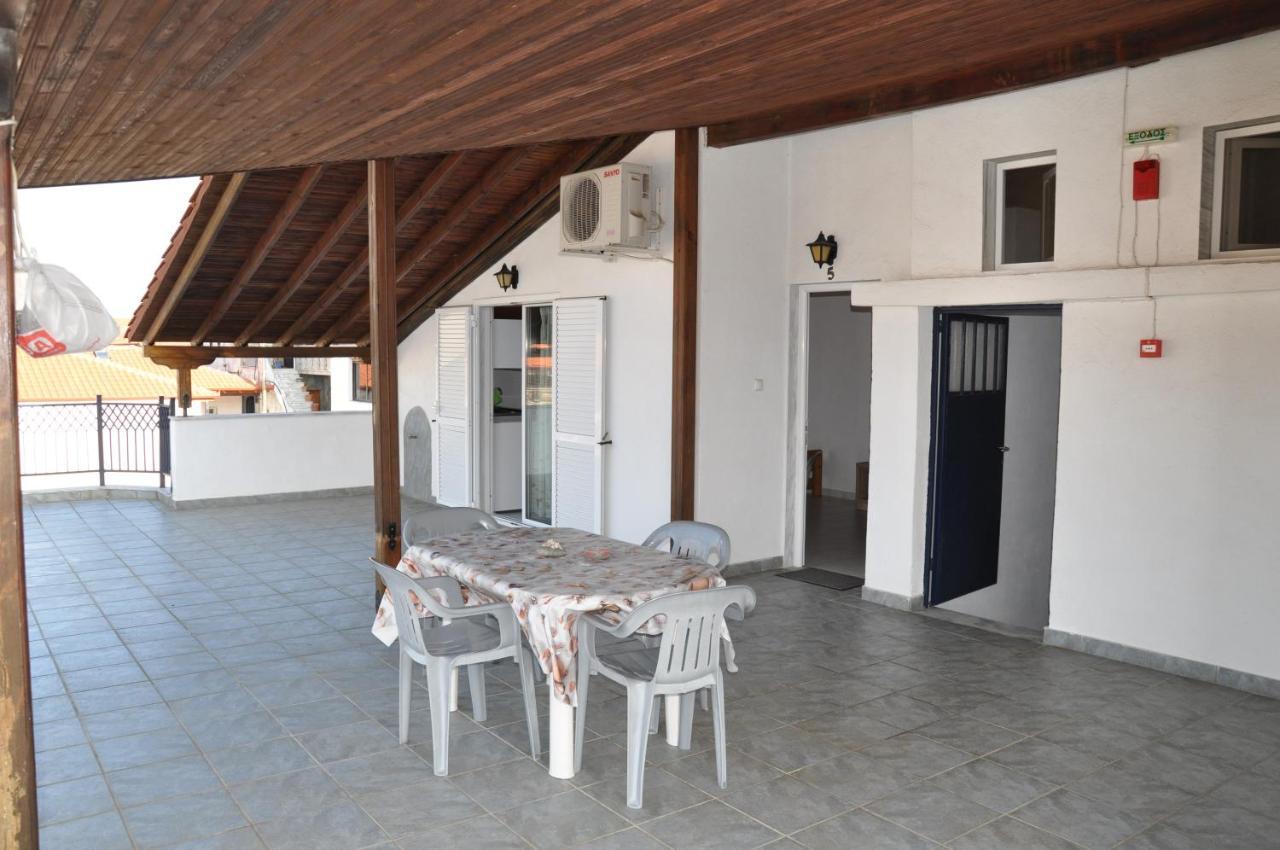 Apartments Stavroula Ηospitality Vrasná Cameră foto