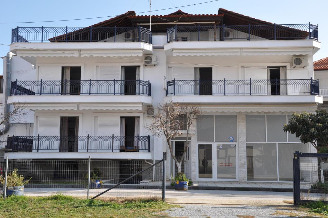 Apartments Stavroula Ηospitality Vrasná Cameră foto
