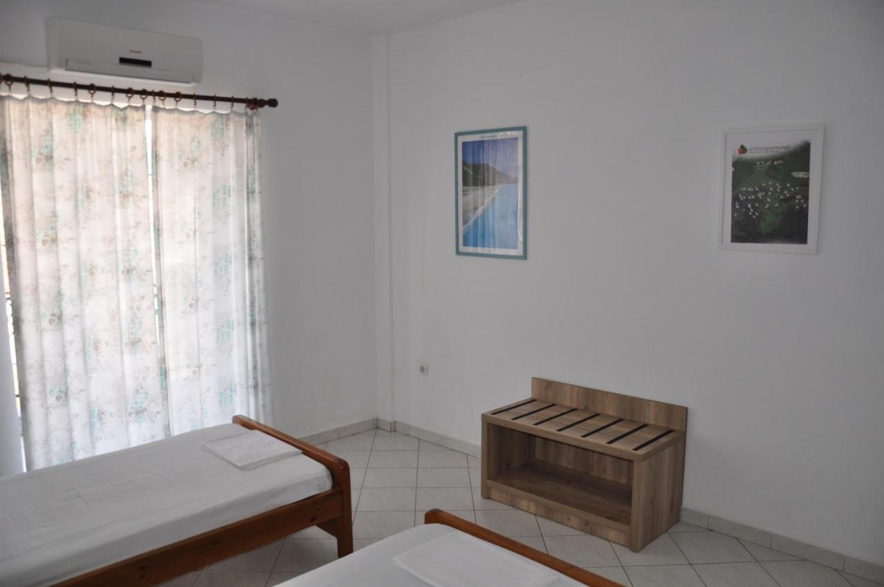 Apartments Stavroula Ηospitality Vrasná Cameră foto